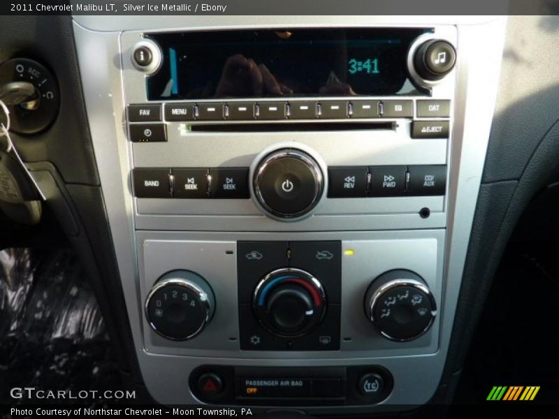 Silver Ice Metallic / Ebony 2011 Chevrolet Malibu LT