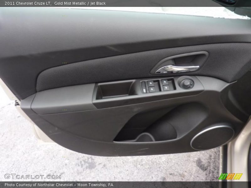 Gold Mist Metallic / Jet Black 2011 Chevrolet Cruze LT