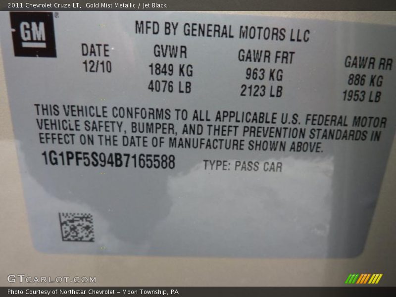 Gold Mist Metallic / Jet Black 2011 Chevrolet Cruze LT