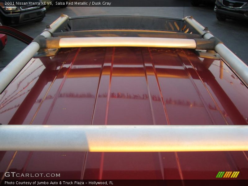 Salsa Red Metallic / Dusk Gray 2001 Nissan Xterra XE V6