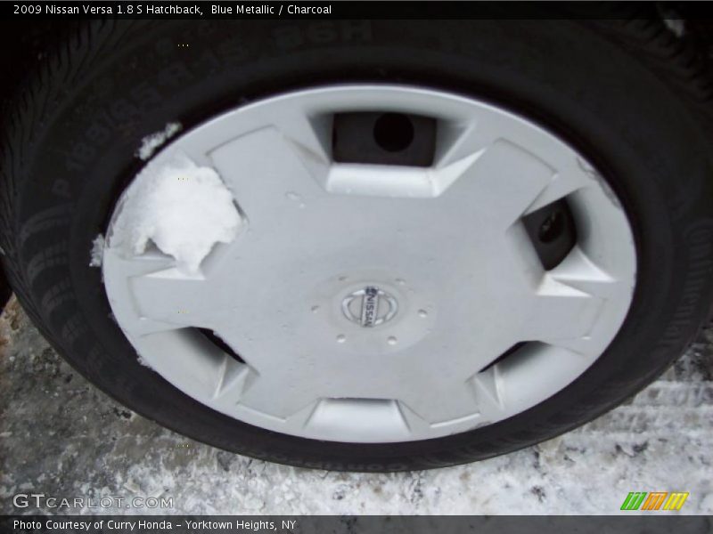 Blue Metallic / Charcoal 2009 Nissan Versa 1.8 S Hatchback