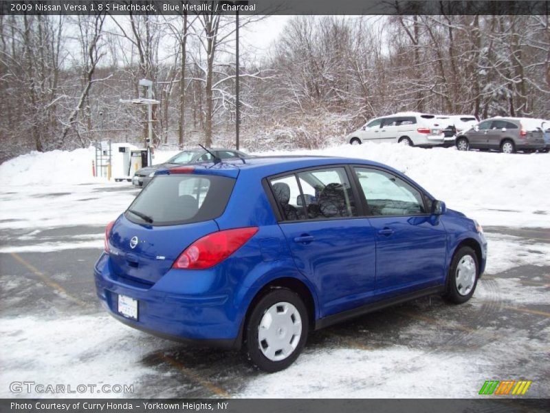 Blue Metallic / Charcoal 2009 Nissan Versa 1.8 S Hatchback