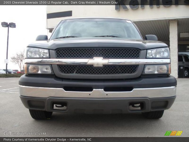 Dark Gray Metallic / Medium Gray 2003 Chevrolet Silverado 1500 LS Regular Cab