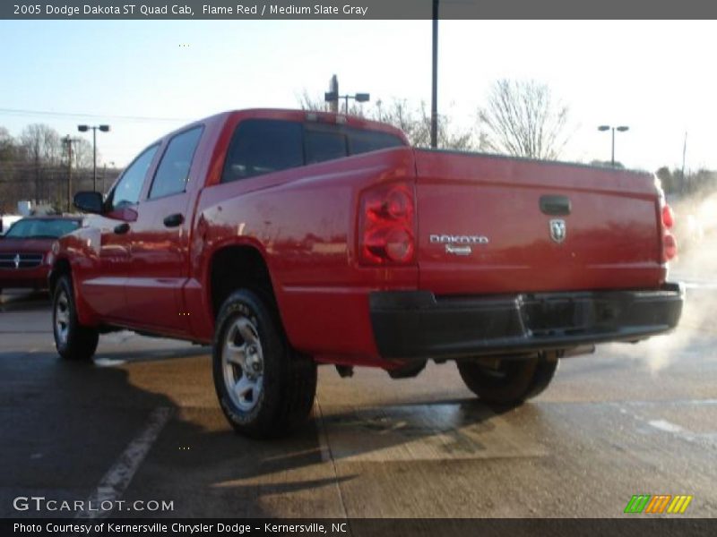 Flame Red / Medium Slate Gray 2005 Dodge Dakota ST Quad Cab