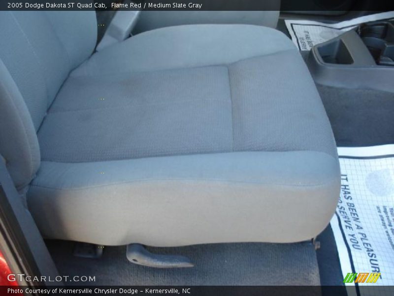 Flame Red / Medium Slate Gray 2005 Dodge Dakota ST Quad Cab