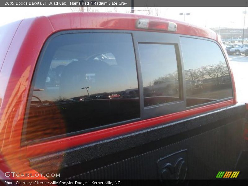 Flame Red / Medium Slate Gray 2005 Dodge Dakota ST Quad Cab