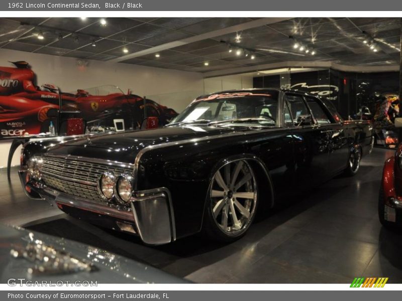 Black / Black 1962 Lincoln Continental Sedan