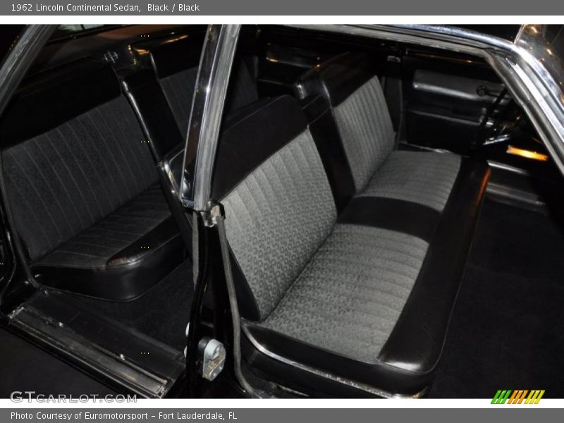 Black / Black 1962 Lincoln Continental Sedan
