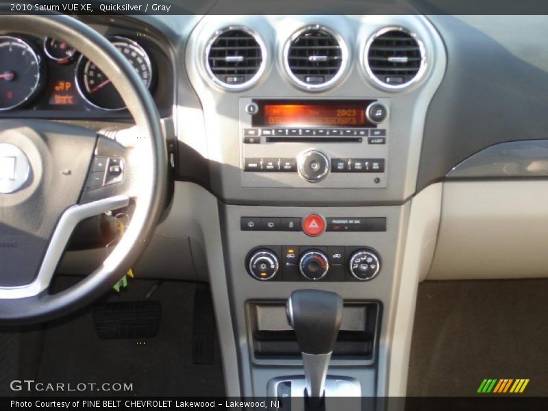 Quicksilver / Gray 2010 Saturn VUE XE