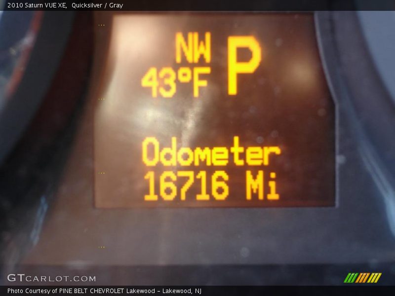 Quicksilver / Gray 2010 Saturn VUE XE