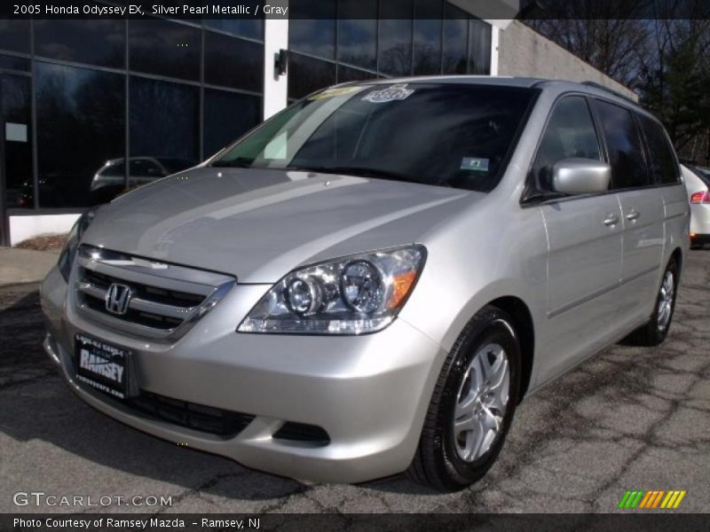 Silver Pearl Metallic / Gray 2005 Honda Odyssey EX