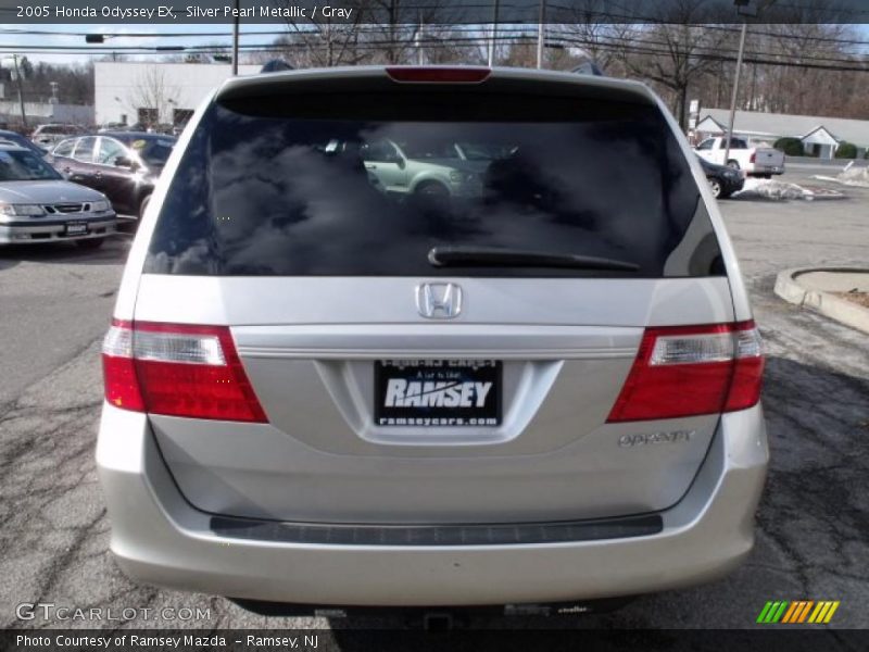Silver Pearl Metallic / Gray 2005 Honda Odyssey EX