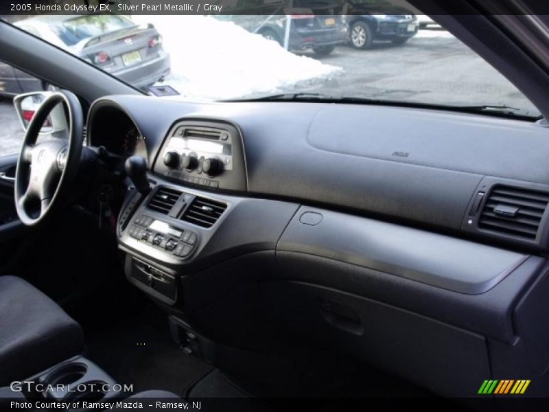 Silver Pearl Metallic / Gray 2005 Honda Odyssey EX
