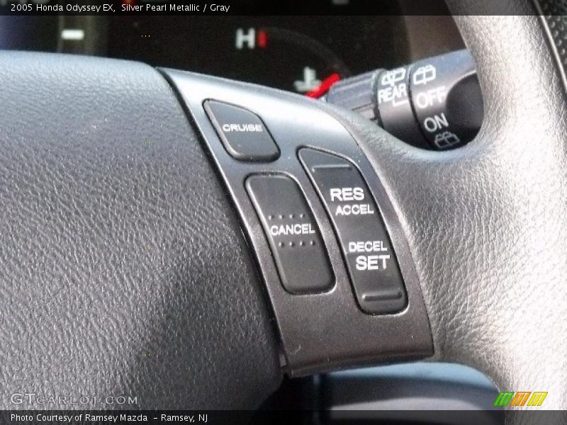 Silver Pearl Metallic / Gray 2005 Honda Odyssey EX
