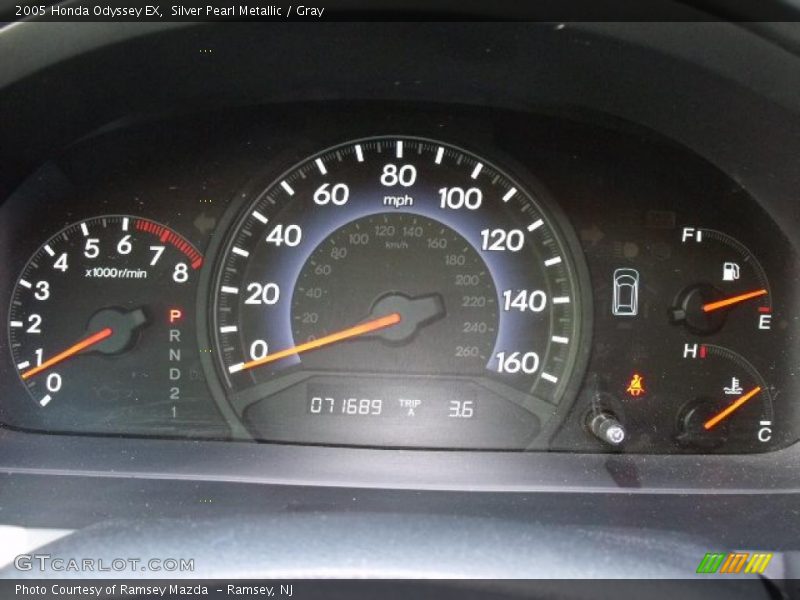 Silver Pearl Metallic / Gray 2005 Honda Odyssey EX