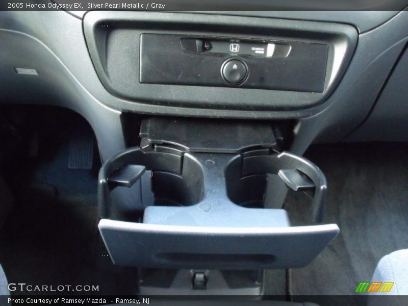 Silver Pearl Metallic / Gray 2005 Honda Odyssey EX