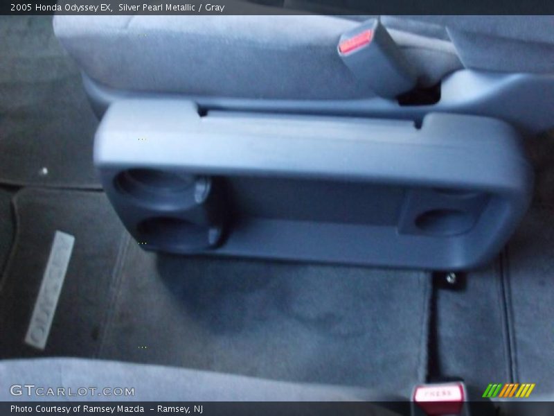 Silver Pearl Metallic / Gray 2005 Honda Odyssey EX