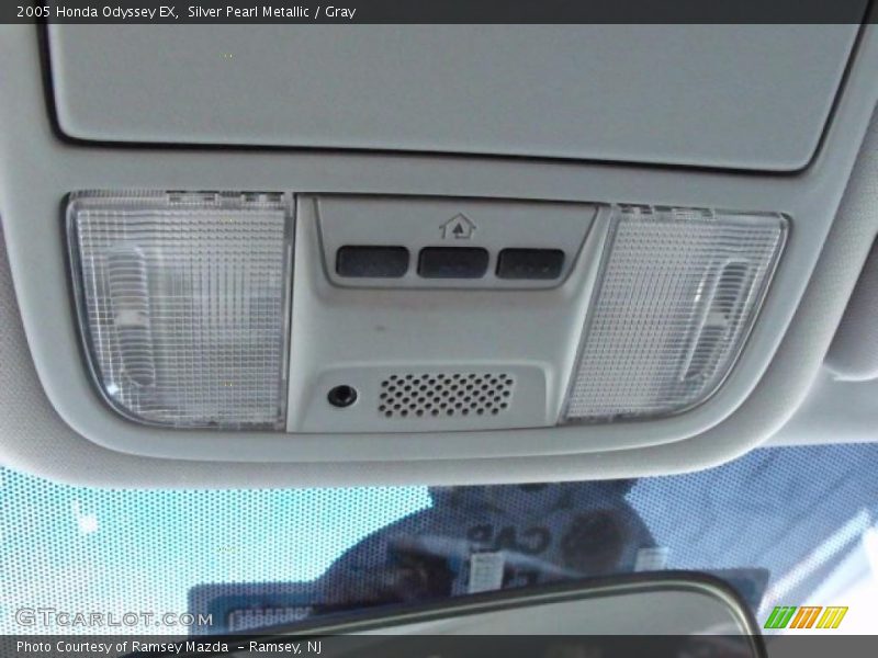 Silver Pearl Metallic / Gray 2005 Honda Odyssey EX