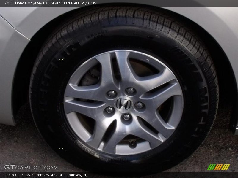 Silver Pearl Metallic / Gray 2005 Honda Odyssey EX