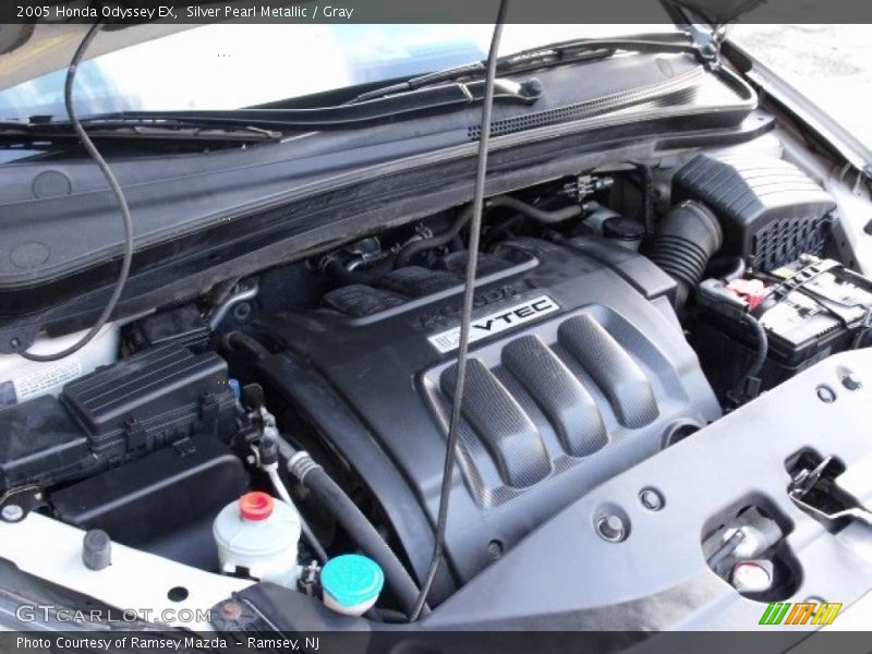 Silver Pearl Metallic / Gray 2005 Honda Odyssey EX