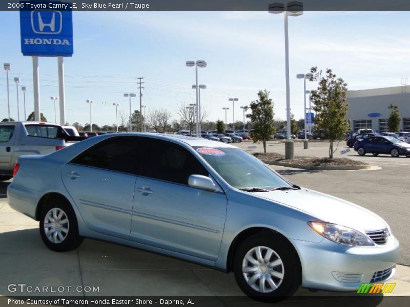 Sky Blue Pearl / Taupe 2006 Toyota Camry LE