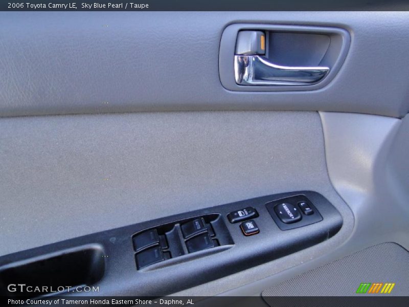 Sky Blue Pearl / Taupe 2006 Toyota Camry LE