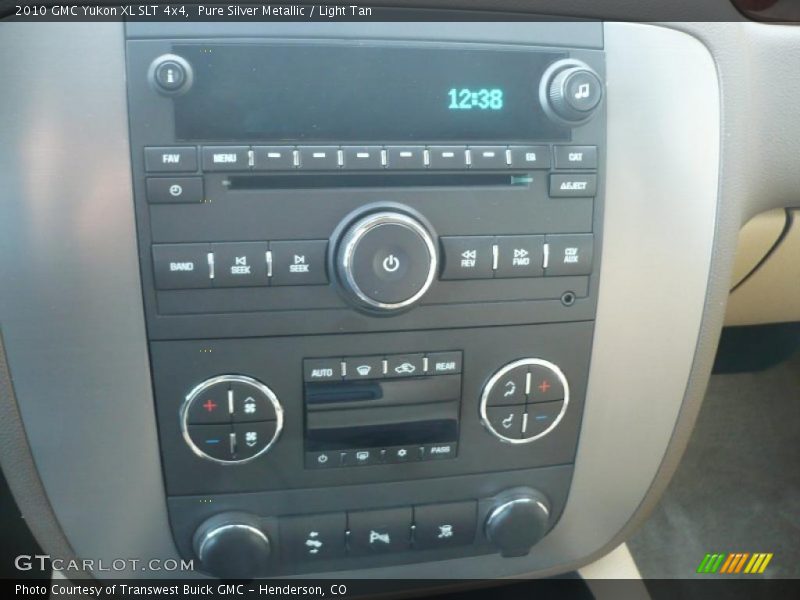 Pure Silver Metallic / Light Tan 2010 GMC Yukon XL SLT 4x4