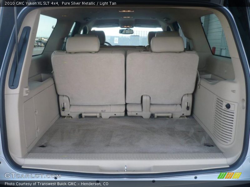 Pure Silver Metallic / Light Tan 2010 GMC Yukon XL SLT 4x4
