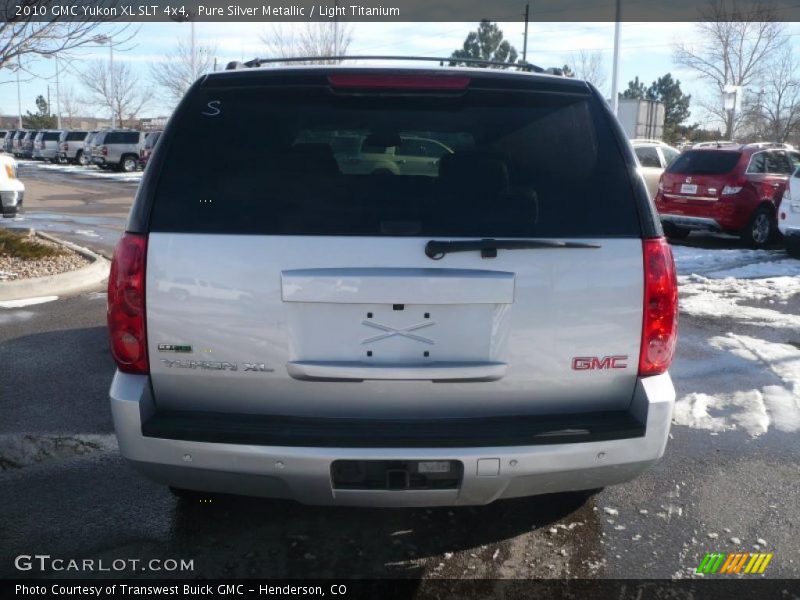 Pure Silver Metallic / Light Titanium 2010 GMC Yukon XL SLT 4x4