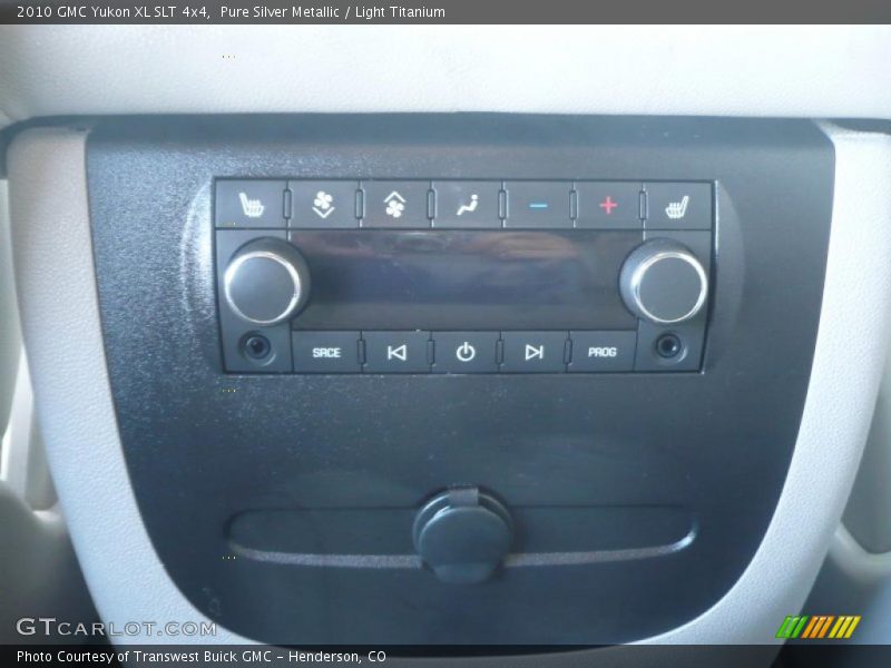 Pure Silver Metallic / Light Titanium 2010 GMC Yukon XL SLT 4x4