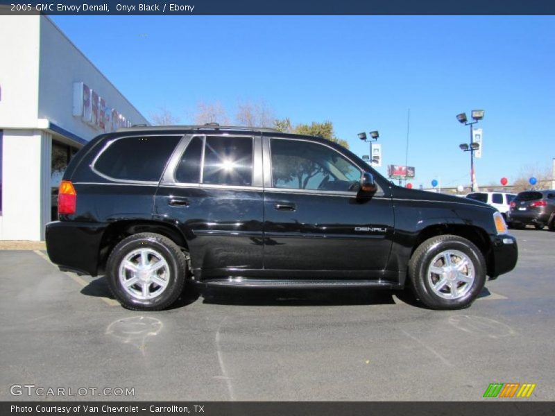 Onyx Black / Ebony 2005 GMC Envoy Denali