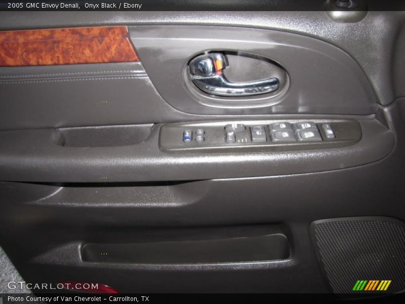 Onyx Black / Ebony 2005 GMC Envoy Denali