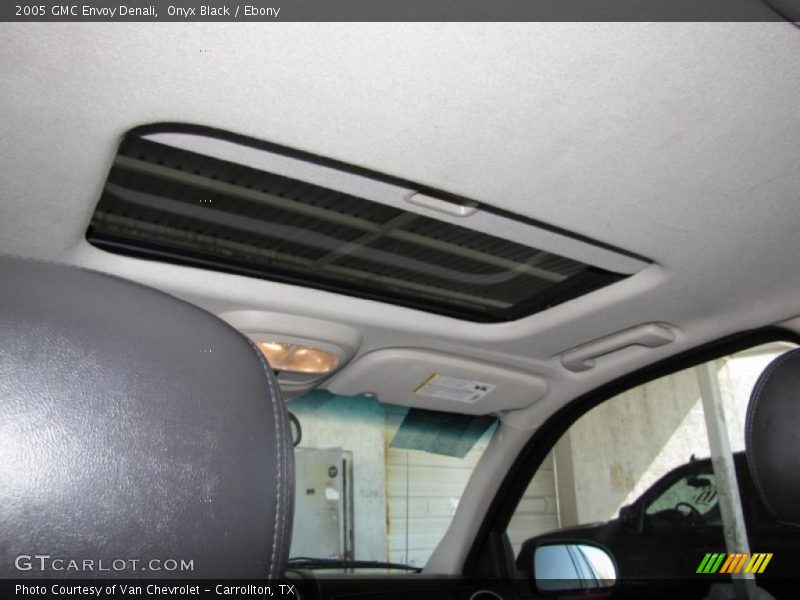 Onyx Black / Ebony 2005 GMC Envoy Denali