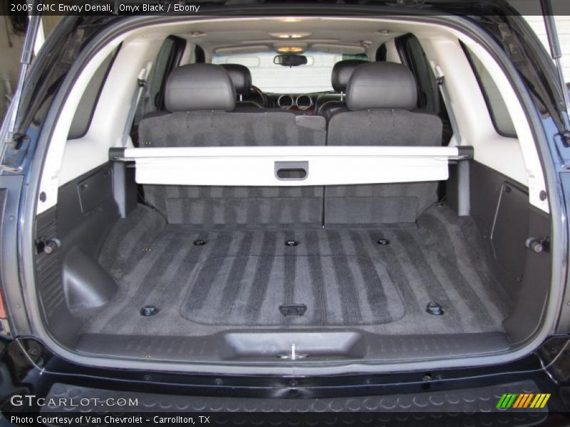  2005 Envoy Denali Trunk