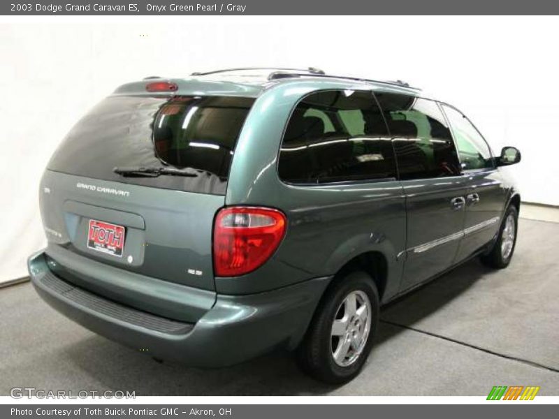 Onyx Green Pearl / Gray 2003 Dodge Grand Caravan ES