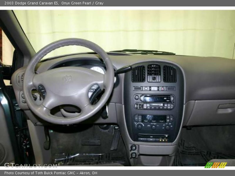 Onyx Green Pearl / Gray 2003 Dodge Grand Caravan ES