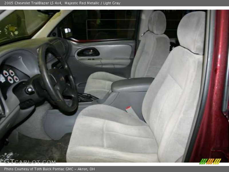 Majestic Red Metallic / Light Gray 2005 Chevrolet TrailBlazer LS 4x4