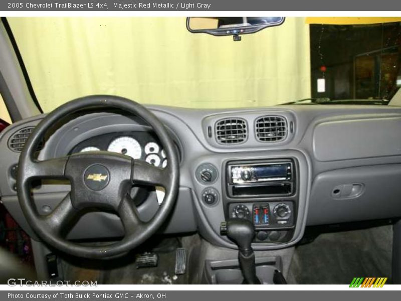 Majestic Red Metallic / Light Gray 2005 Chevrolet TrailBlazer LS 4x4