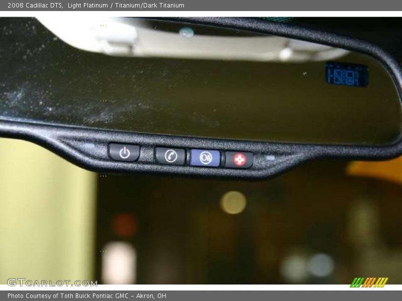 Light Platinum / Titanium/Dark Titanium 2008 Cadillac DTS