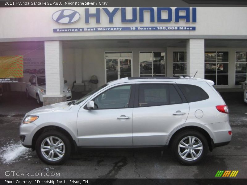 Moonstone Silver / Gray 2011 Hyundai Santa Fe SE AWD