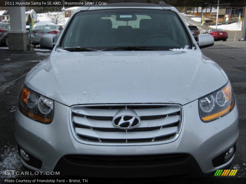 Moonstone Silver / Gray 2011 Hyundai Santa Fe SE AWD