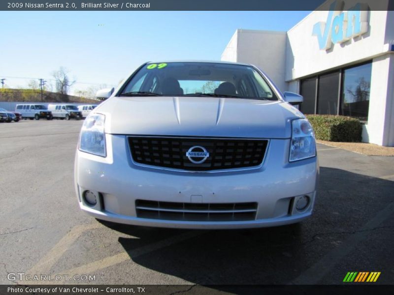 Brilliant Silver / Charcoal 2009 Nissan Sentra 2.0
