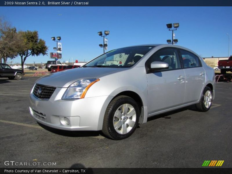 Brilliant Silver / Charcoal 2009 Nissan Sentra 2.0