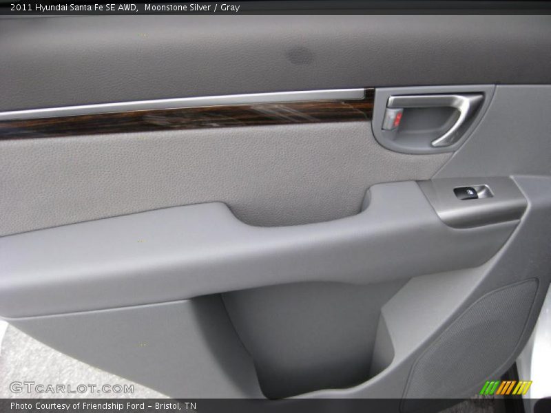 Moonstone Silver / Gray 2011 Hyundai Santa Fe SE AWD