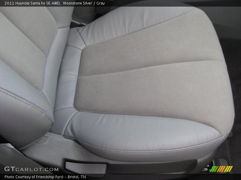 Moonstone Silver / Gray 2011 Hyundai Santa Fe SE AWD