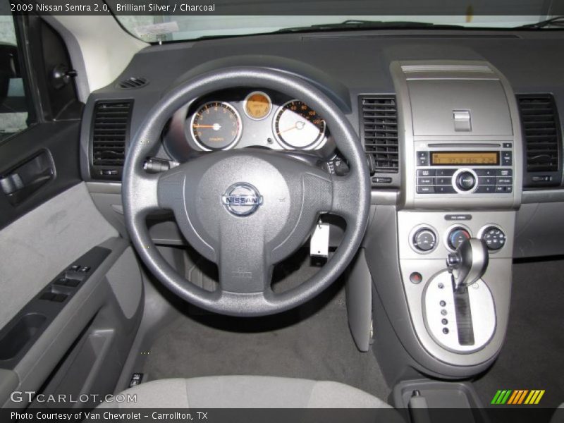 Brilliant Silver / Charcoal 2009 Nissan Sentra 2.0
