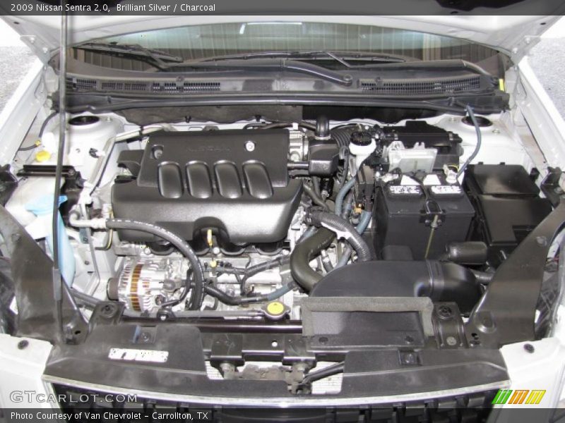 Brilliant Silver / Charcoal 2009 Nissan Sentra 2.0