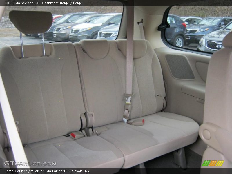 Cashmere Beige / Beige 2010 Kia Sedona LX