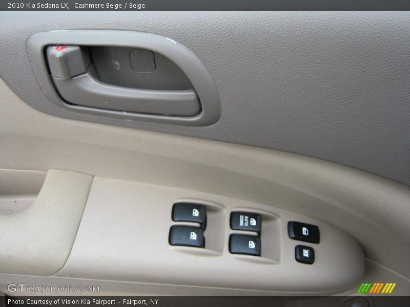 Cashmere Beige / Beige 2010 Kia Sedona LX