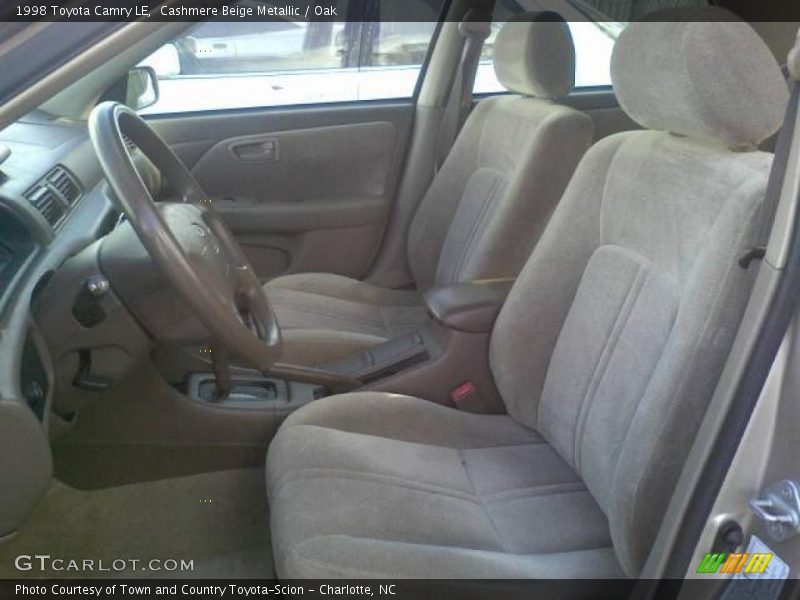 Cashmere Beige Metallic / Oak 1998 Toyota Camry LE